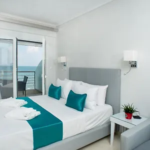 Aparthotel Lux Vip, Peraía